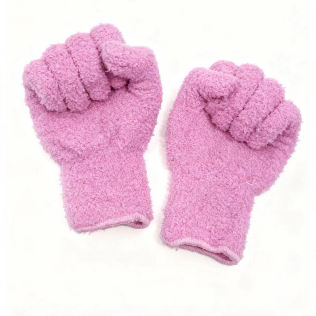 Soft Fleece Dusting & Cleaning Gloves for Car Wash & Window Wiping
