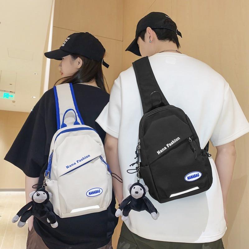 New simple and fashionable neck breast bag Korean version trendy cool men's shoulder bag sports multi-functional messenger shoulder backpack
