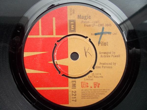 

7-дюймовая пластинка PILOT - Magic EMI2217 EMI 1974 Греция Рок Б/У