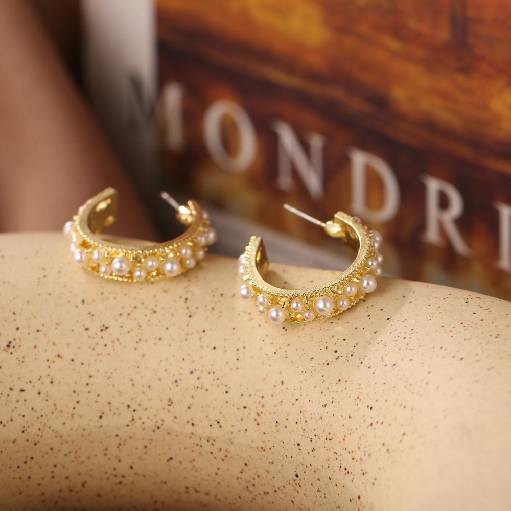 Simple Creative Exaggerated Pineapple Love Heart-shaped Geometric Chain Earrings Women Personality Geometric Girl Earrings