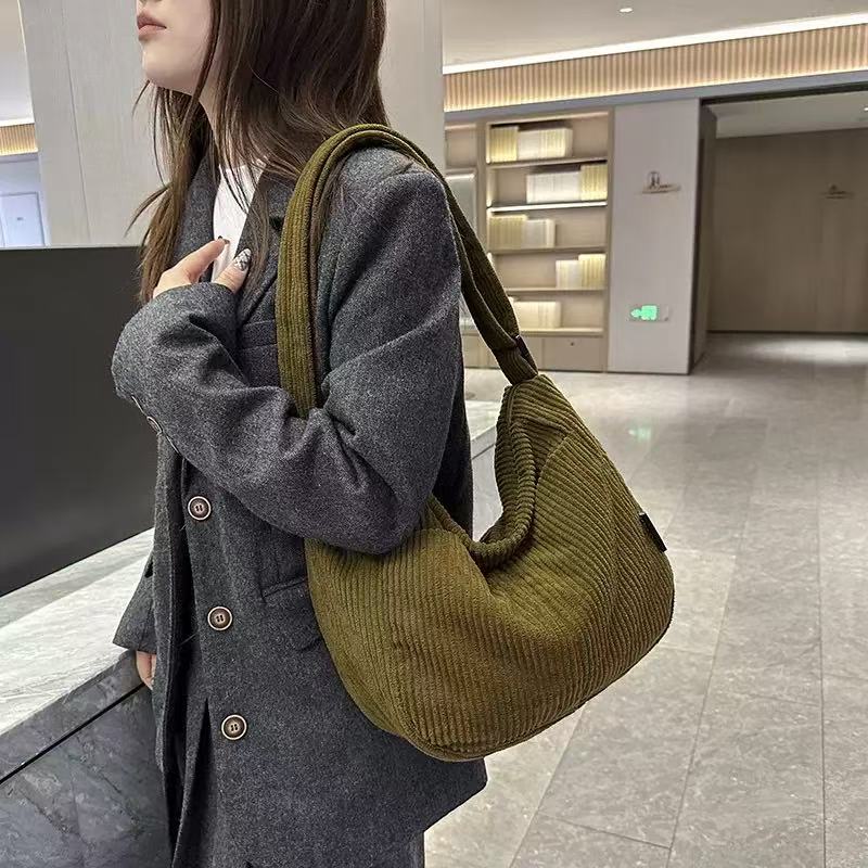 Japanese Style Corduroy Tote Bag Women Casual Large Capacity Student School Commuting Crossbody Shoulder Bag Fashiable Handbag