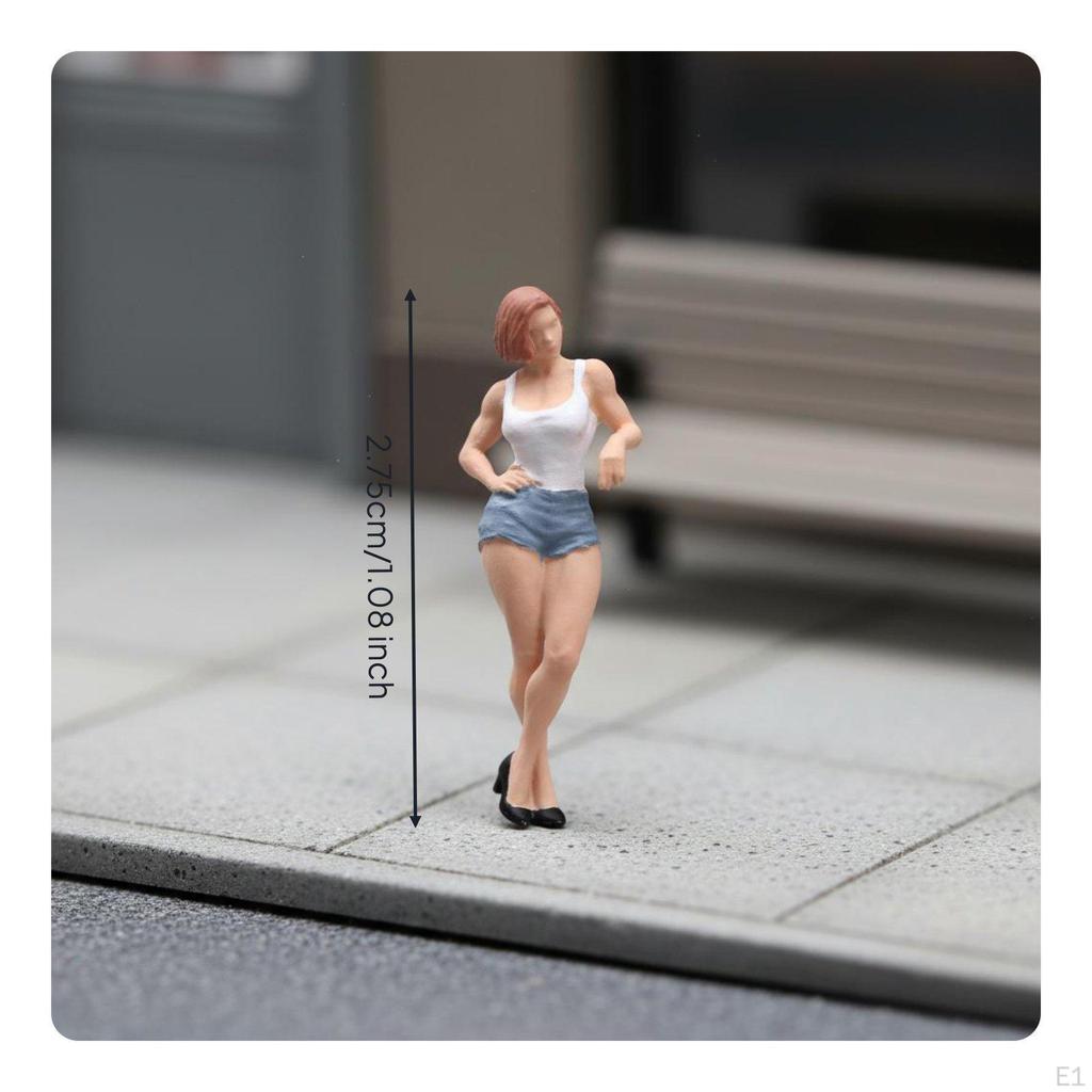 1:64 Scale Female Figure Resin Material HandHandPainted Figurine Highly Detailed Muscular