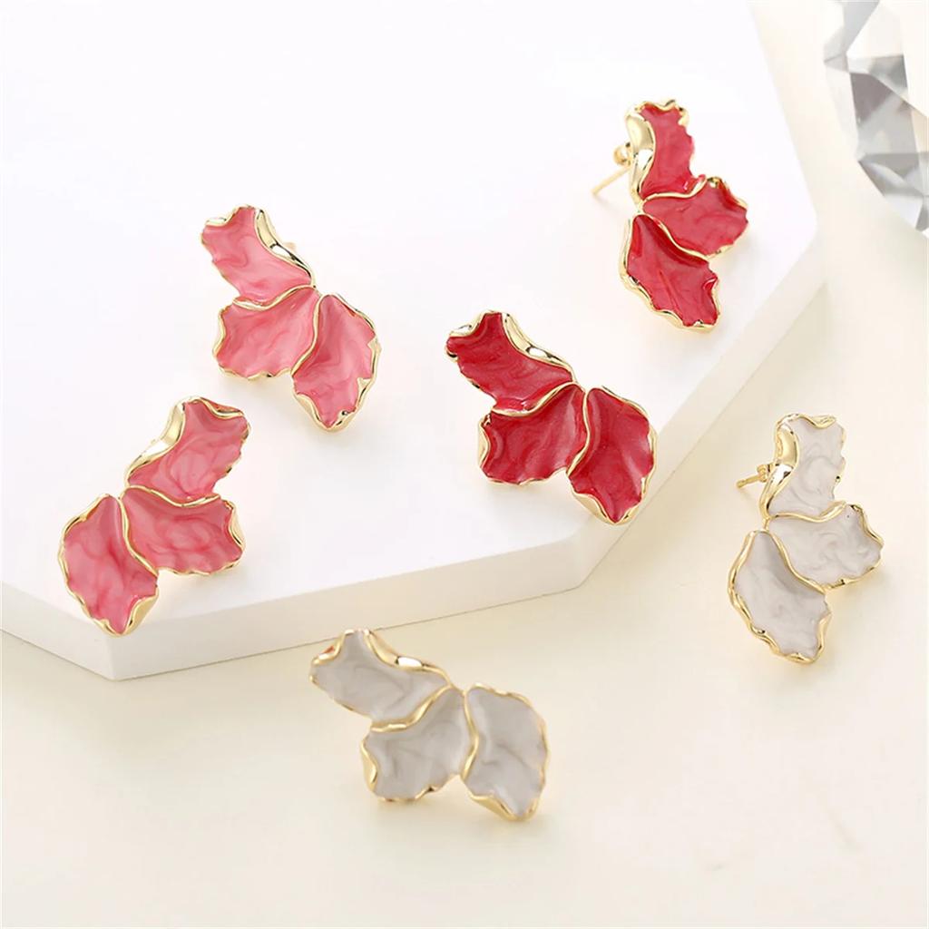 Metal Flower Cream Epoxy Earring Stud Women Fashion Gold Color Plating Irregular Post Earrings Heavy Design Statement Earrings