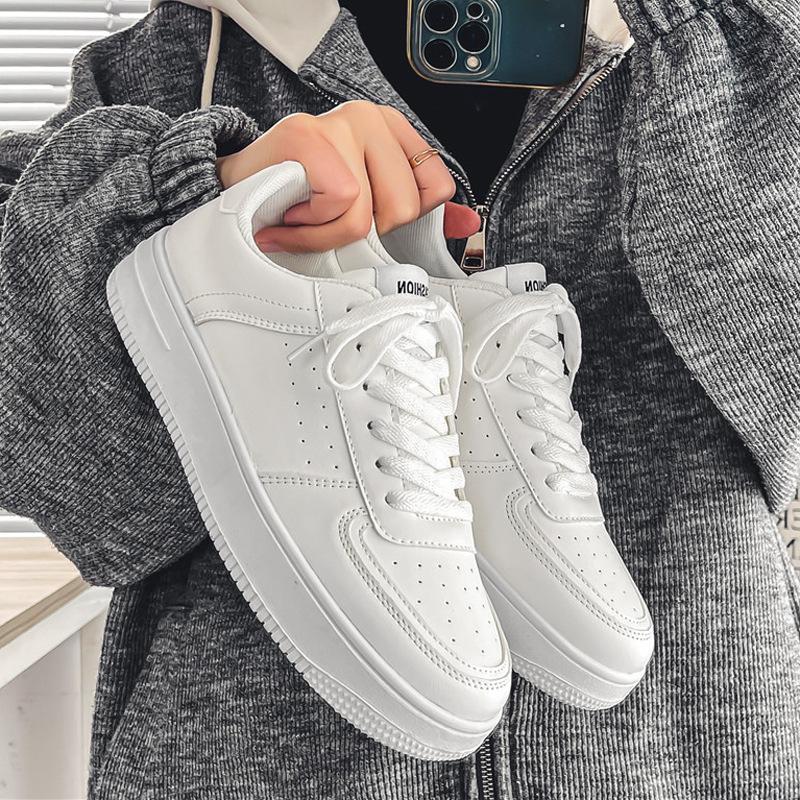 

Men s shoes 2025 new spring and autumn flat shoes versatile trend sports and leisure shoes student Korean version men s white shoes 39 белый