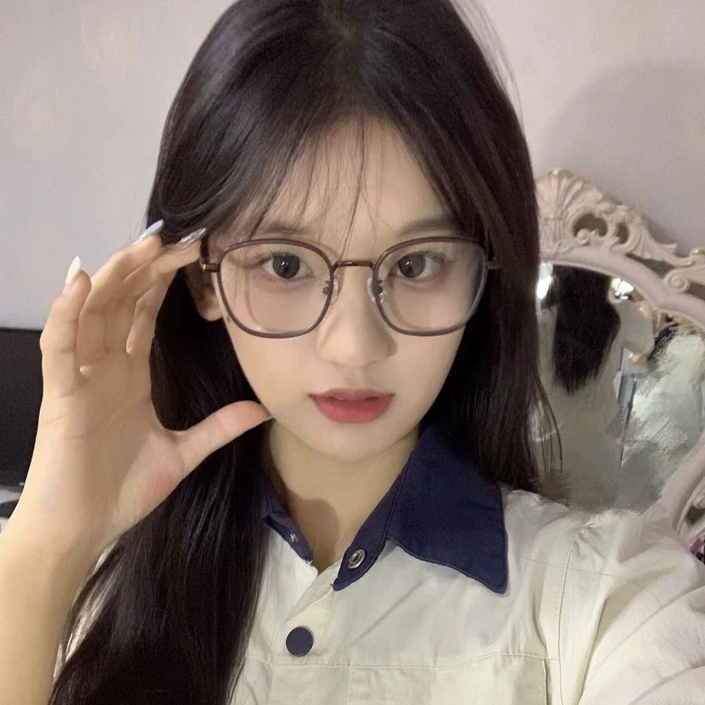 Small sweet potato anti-blue light myopia glasses are trendy and fashionable, and can be matched with degrees. Flat light eye protection glasses fram