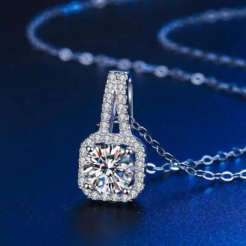 Moissanite Square Pendant Clavicle Chain Necklace - Luxury Women’s Copper with Micro-inlaid Zircon.