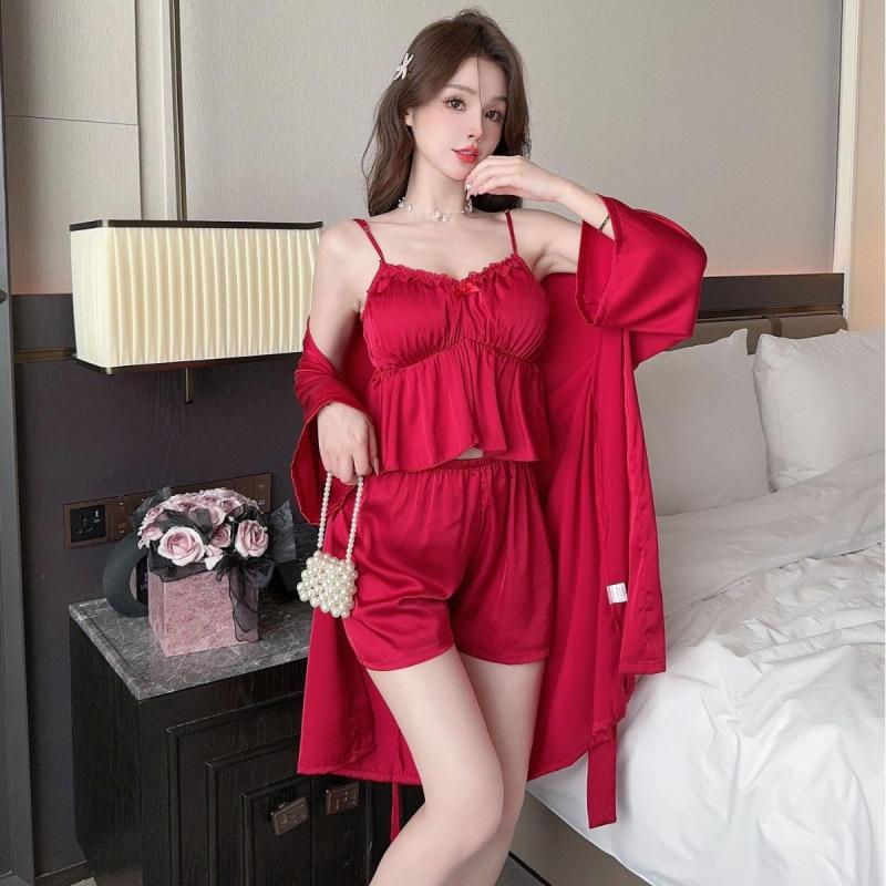 

2025 Women s French Satin Pajamas: Camisole & Shorts with Chest Pads for Versatile Indoor/Outdoor Wear Extra Large вина червоного кольору