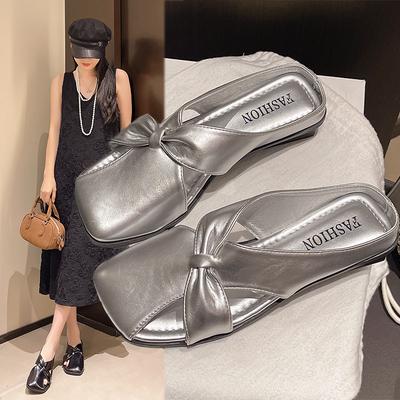 Fashion New Women's Metallic Crisscross Strap Slides - Textured Footbed with Bow Accent & Non-Slip Sole for Casual Comfort Zapatos Mujer