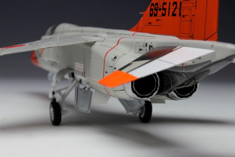 PLATZ Japan Air Force Supersonic Advanced Trainer Early Model Plastic Model Kit with Masking Sheet 1/72 Self-Defense T-2 AC-15MS