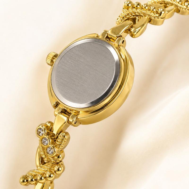 Luxury Golden Women Quartz Watch Fashion Rhinestone Dial Unique Twisted Link Bracelet Watch Elegant Thin Ladies Wrist Clock Gift