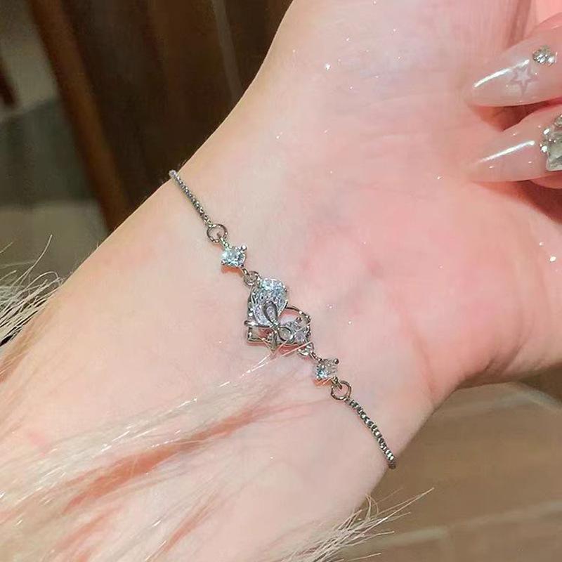 Elegant Zircon Bracelet for Women - High-End, Shiny, Versatile, and Trendy Cold Style Bangle