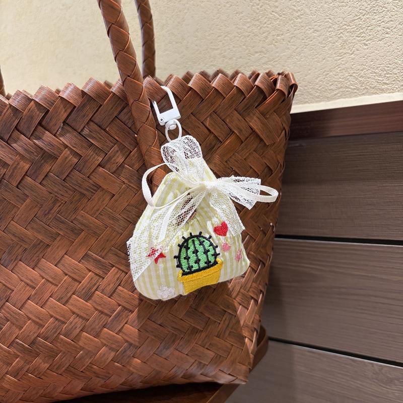 Cute Mini Vegetable Shopping Bag-Shaped Keychain With Cartoon Embroidery For Backpack Decoration And Daily Use