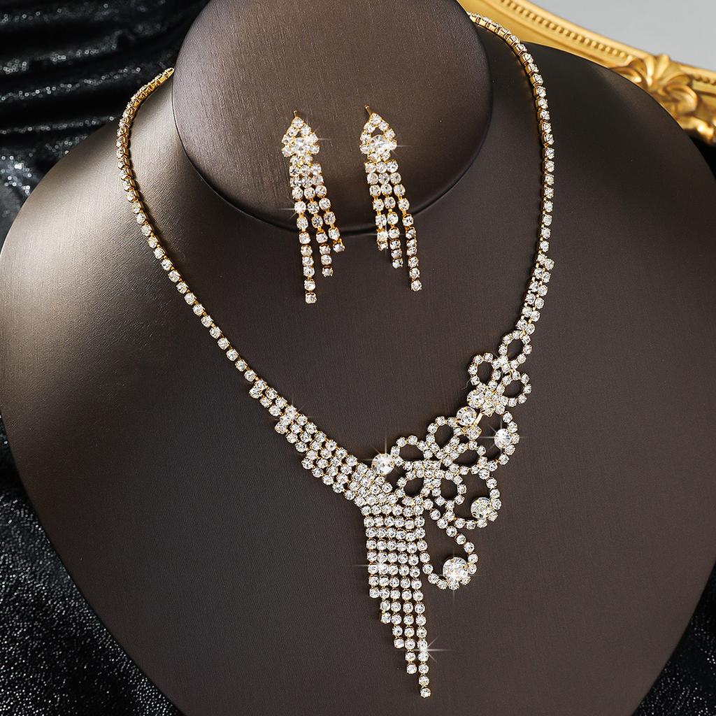 Vintage Full Diamond Pearl Tassel Clavicle Necklace Earrings Set Claw Chain Rhinestone Dress Ladies Necklace