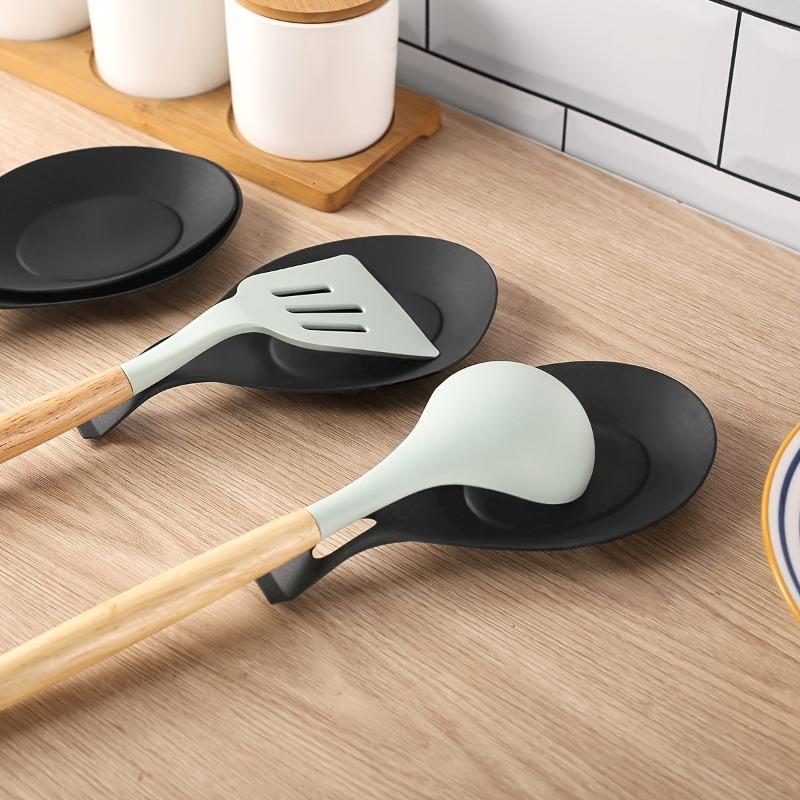 Silicone Spoon Holder Rest Pad Kitchen Utensils Spatula Eggbeater Heat Resistant Placemat Tray Insulation Mats Kitchen Tools