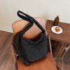 New Versatile Rhombus Dumpling Bag Large Capacity Casual Solid Color Shoulder Messenger Bag Light Travel Trend Commuter Bag