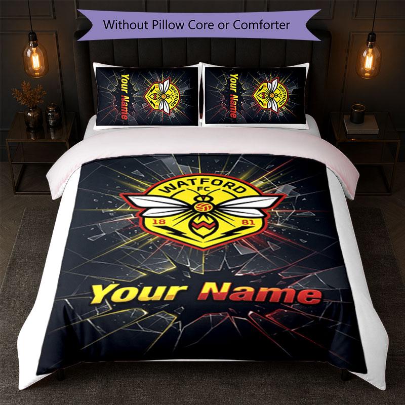 Watford FC Individuelles Namens-Text Bettwäsche-Set 1 Bettbezug+2 Kissenbezüge Fußball-Logo Personalisierte Geschenkidee für besonderen Anlass Schlafzimmerdekoration