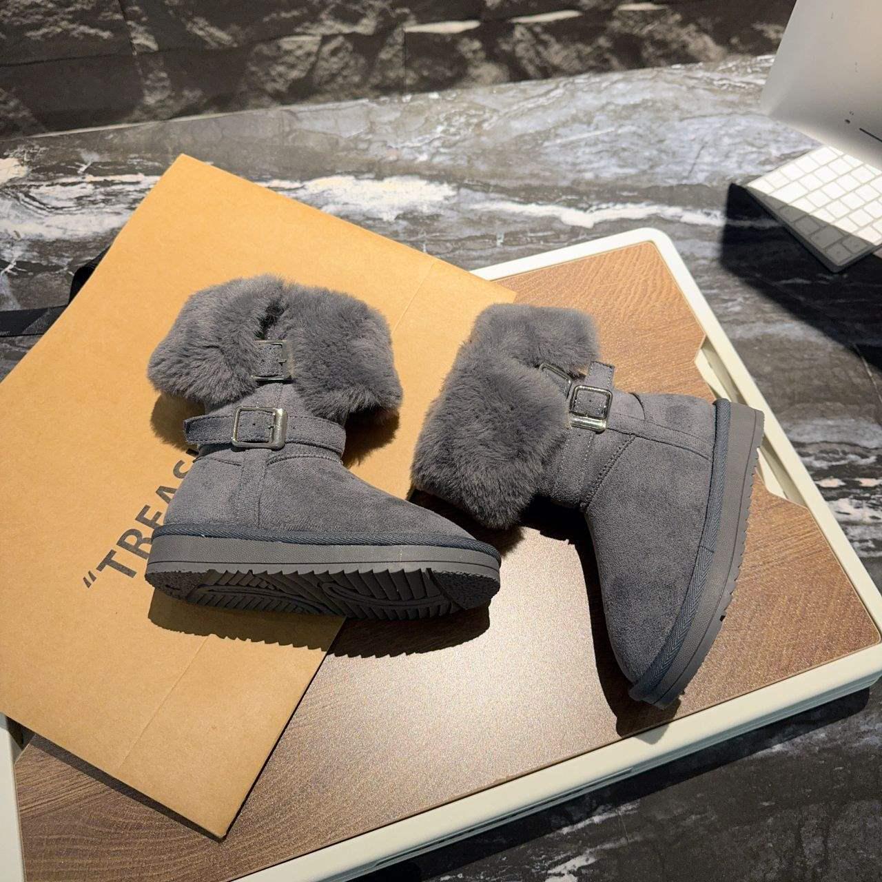 

Kids Fur-Lined Snow Boots: All-Season Non-Slip, Warm & Snowproof Mid-High Top for Boys and Girls 30 Internal Length 18.6cm сірий колір