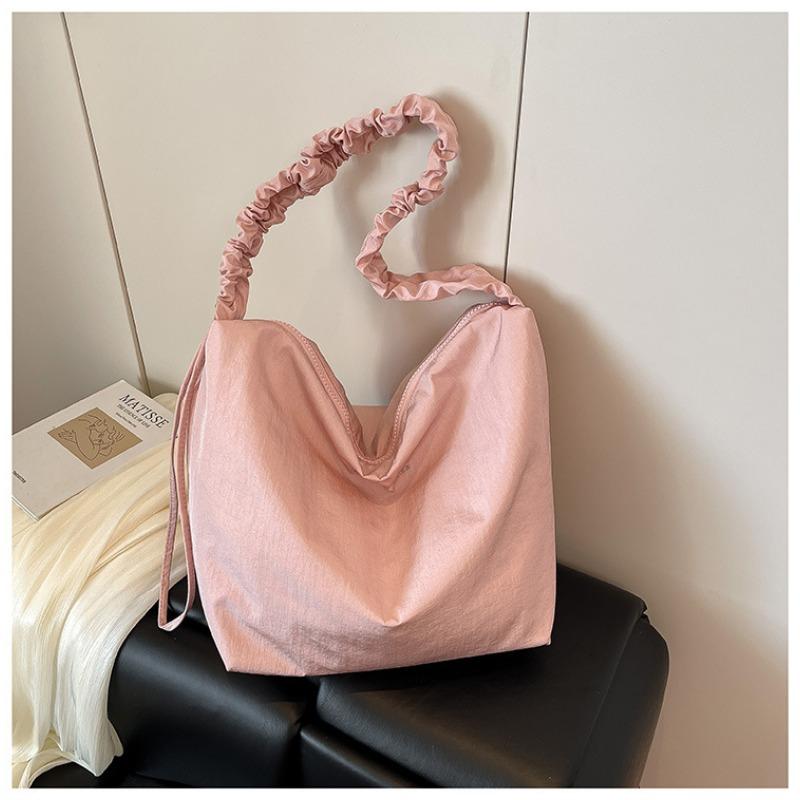 Canvas Bag Women's Large-capacity New Summer Simple Versatile Messenger Bag Pleated College Student Tote Bag