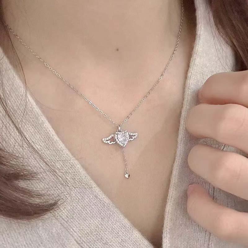 Romantic Heart Pendant Necklace with Angel Wing Zircon Collarbone Chain Elegant Gift For Women Best Friend