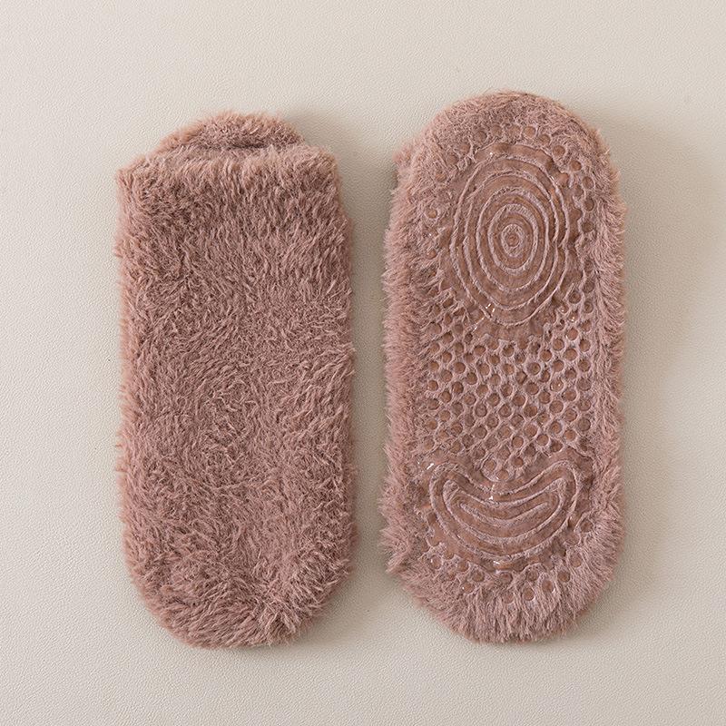 

Низкие нескользящие носки для пола, носки из кораллового флиса, женские осенне-зимние утолщенные теплые короткие носки из флиса, домашние носки для сна, носки-лодочки 1 pair коричневый