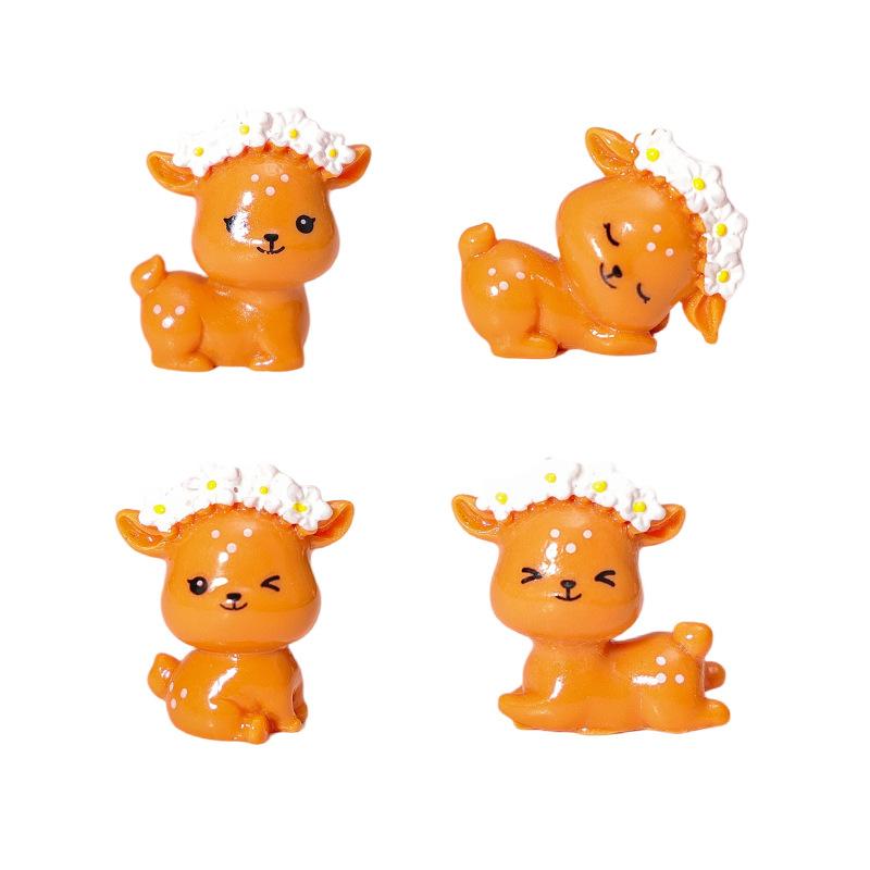 Micro-landscape Decorative Items, Simulated Deer Creative Car Home Desktop Resin Craft Decorative Small Ornaments Accessories