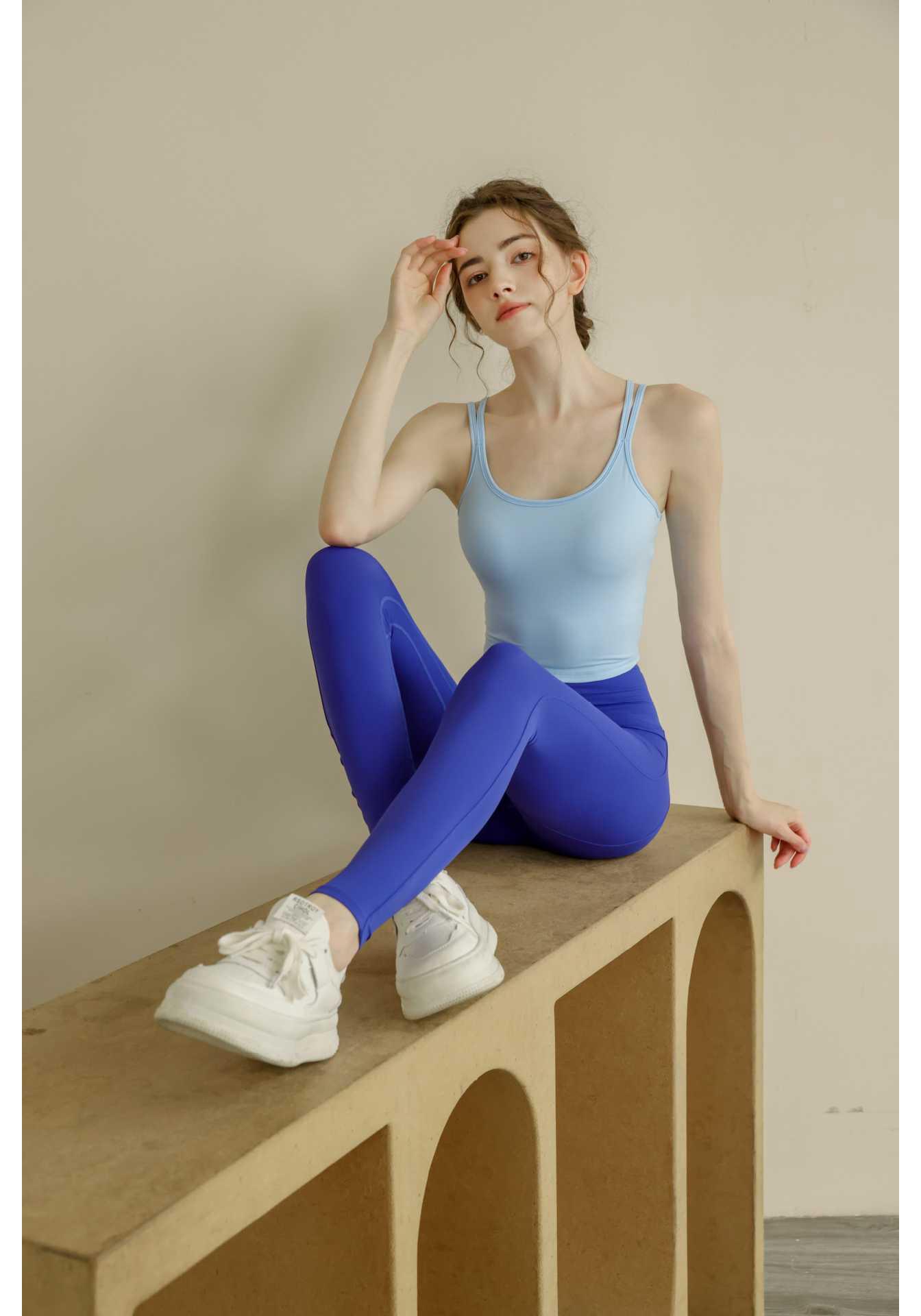 Женский комплект для йоги Color Block - Дышащий топ-майка и брюки с высокой талией, не скатывающиеся Medium