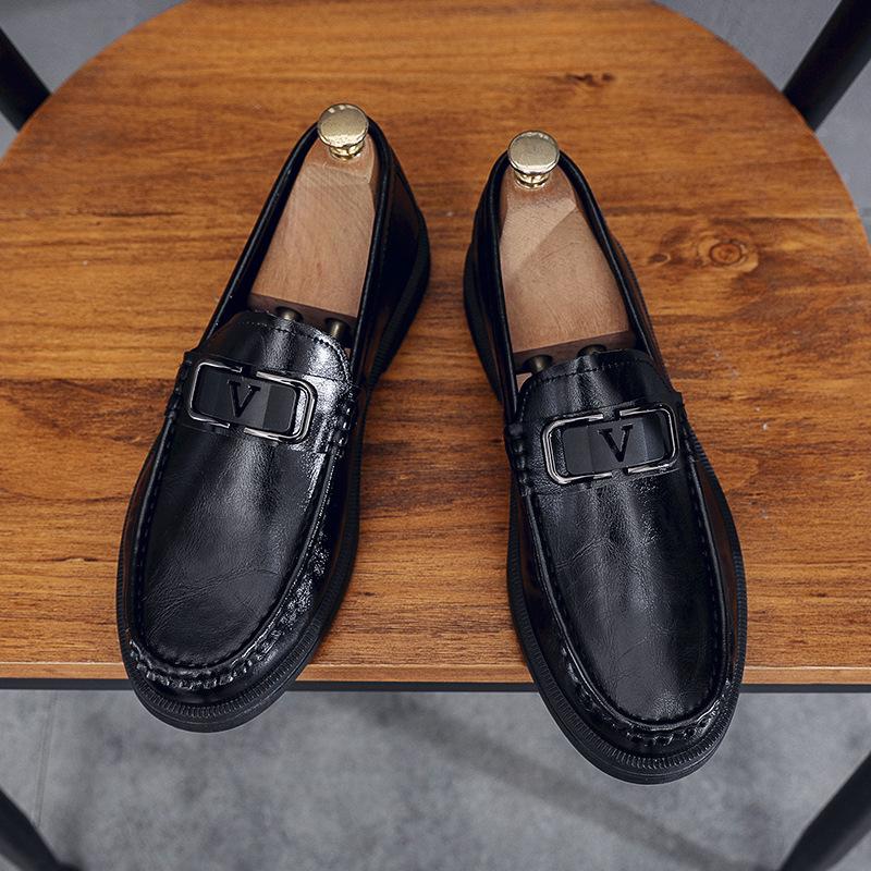 

Men s shoes spring 2024 new breathable one-pedal lazy shoes men s trend British men s casual leather shoes men s 39