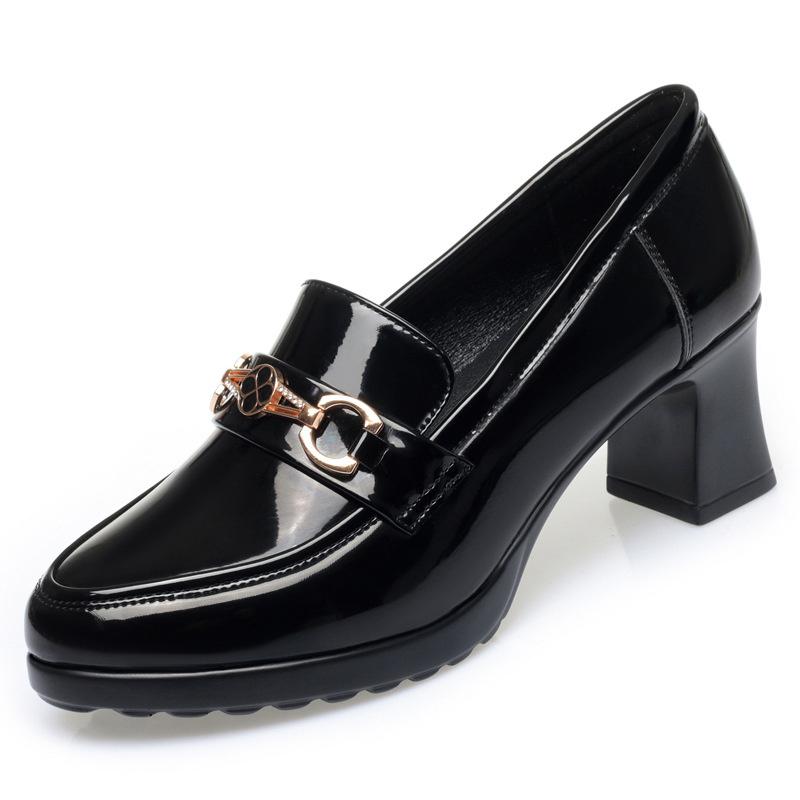Spring New Women Square Heels Metal Chain Pumps Soft Leather Shoes Fashion Slip On Chunky Heel Casual Mary Jane Shoes