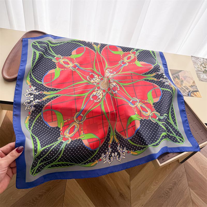 Chain Dot Printed Silk Like Small Square Scarf For Women Sun Protection