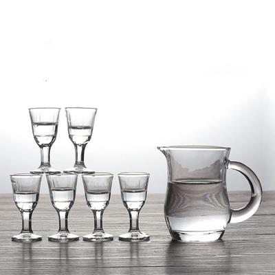 Set di 7 bicchieri da vino, dispenser per vino con manico da 120 ml e bicchieri in vetro trasparente da 10 ml per amici.