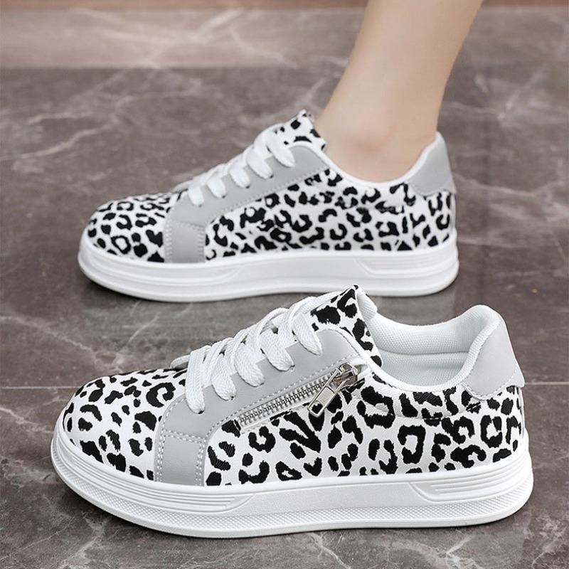 Brand Women Spot Casual Shoes Spring Summer Comfortable Non Slip Sneakers Fashion Lace-up Thcik Bottom Women Flats Shoes Zapatos