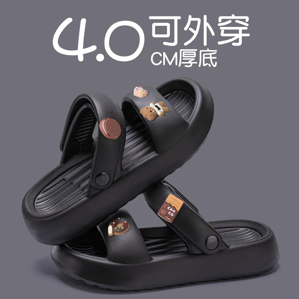 Cool slippers for women in summer, fashionable outdoor wear, internet famous beach beach shoes, height increasing slippers for women