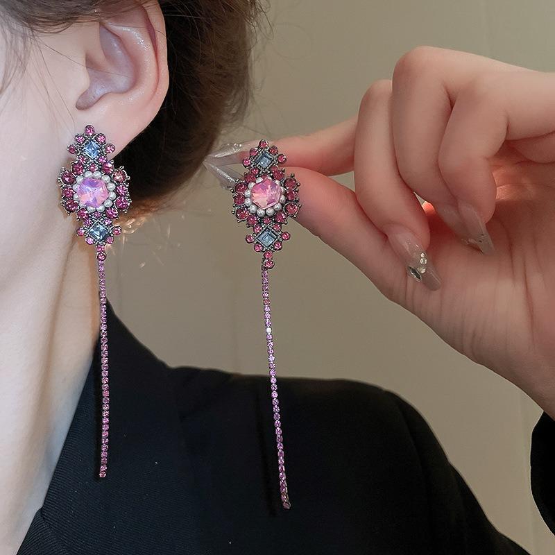European and American Exaggerated Heavy-duty Crystal Tassel Earrings for Women, Elegant and Sophisticated Earrings, Trendy New Bestsellers