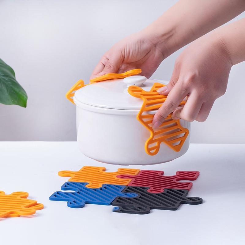 1PCS Silicone Puzzle Coaster Reusable Heat Insulation Anti-slip Coffee Hot Pad Cup Mat Table Protector Kitchen Items Accessories