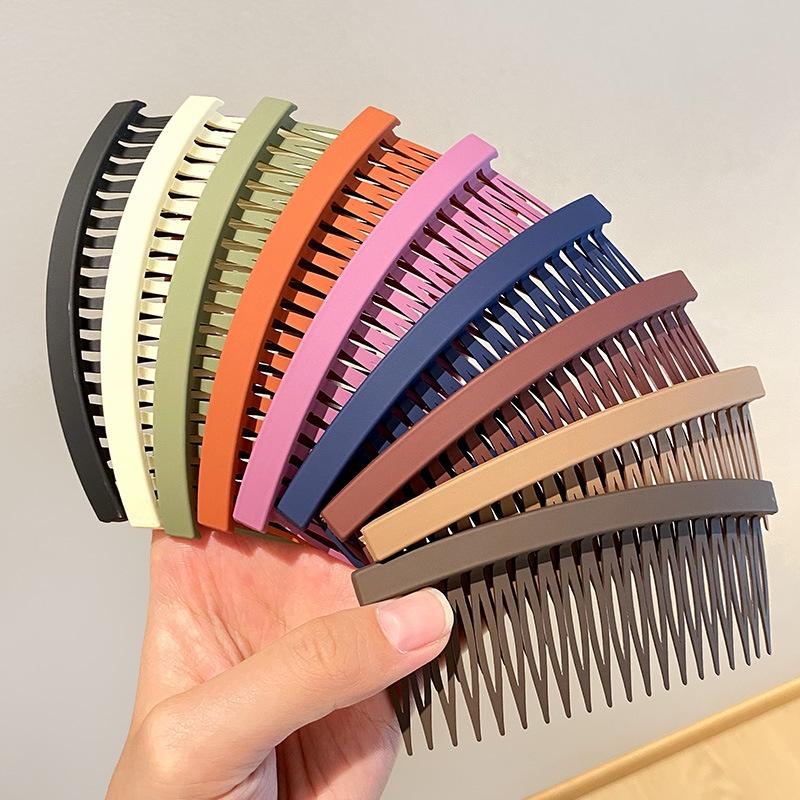AISHG Women Fashion Hair Comb Large Simple Hairpin Bangs Fixed Arrangement Broken Hair Accessories Back Head Hair Comb Headdress