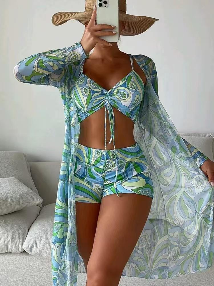 Trendy Floral Three-Piece Women's Bikini Set for Beach Vacation