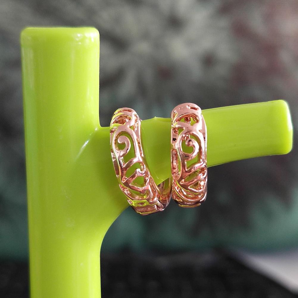 Women Gold Color Glamorous White Crystal Twinkling Unique Hollow Earrings