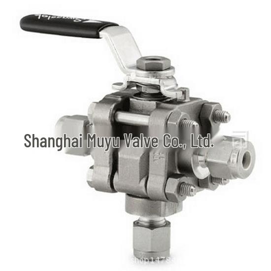 Swagelok SS-62XTF4 Three-Piece Ball Valve - Some Available