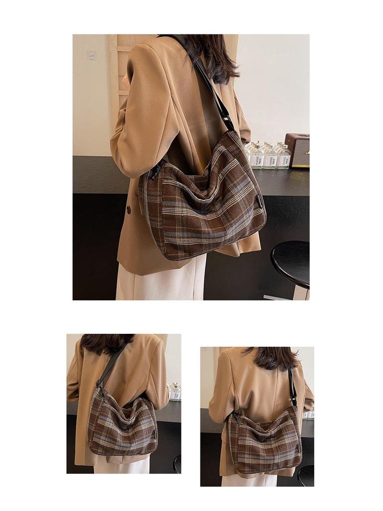 Retro Plaid Plush Shoulder Tote - Classic Large Capacity for College Students