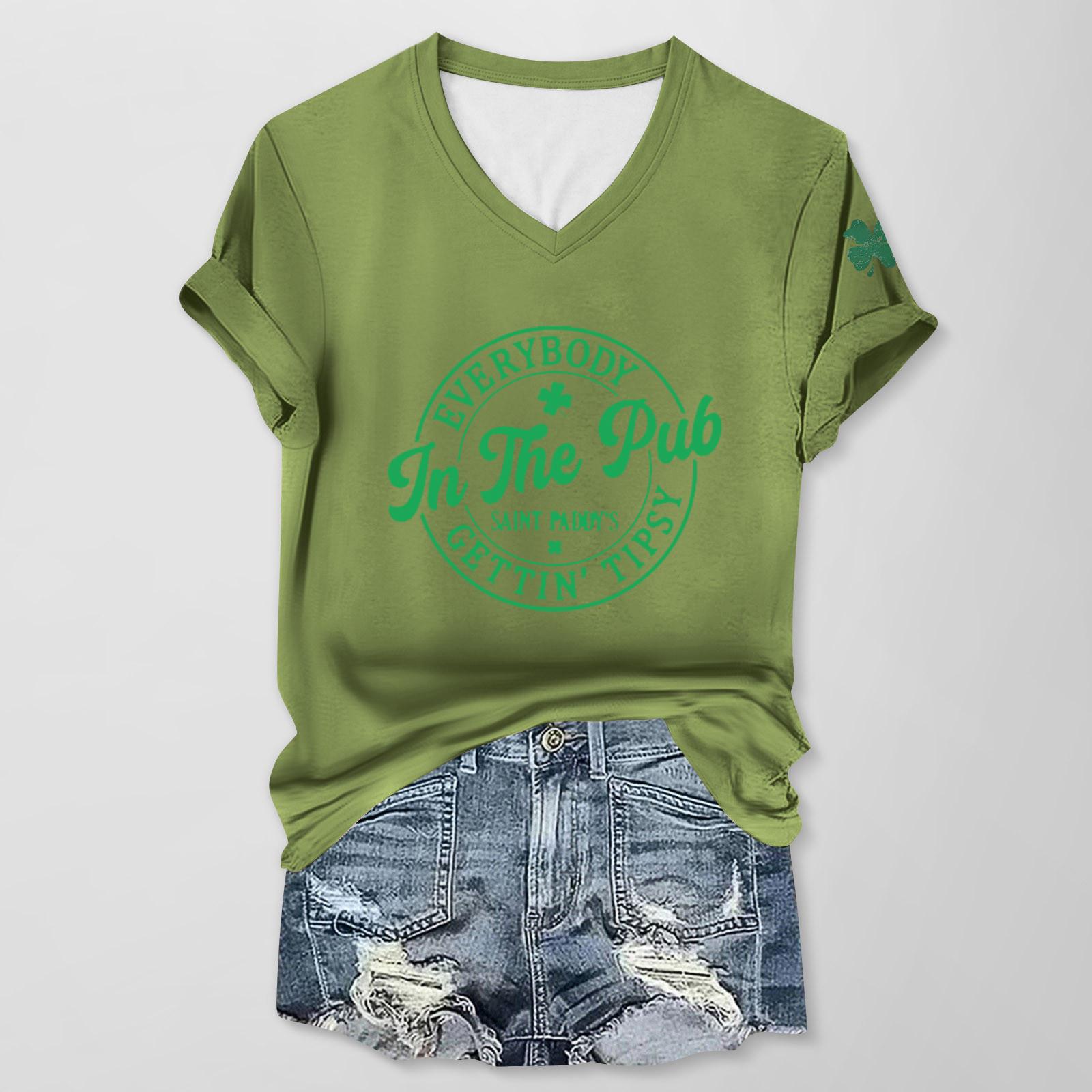 

Женская повседневная одежда St. Футболка с короткими рукавами и V-образным вырезом с принтом Патрика XL