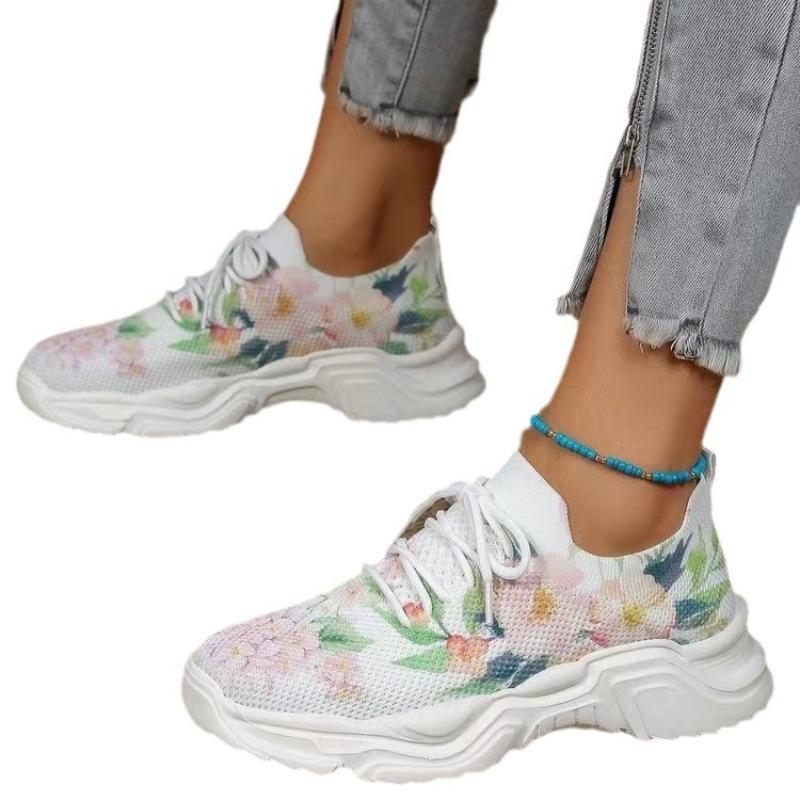 Casual Flower Sports Shoes Women's 2025 New Fashion Flat Sole Large Size Head Lace Casual