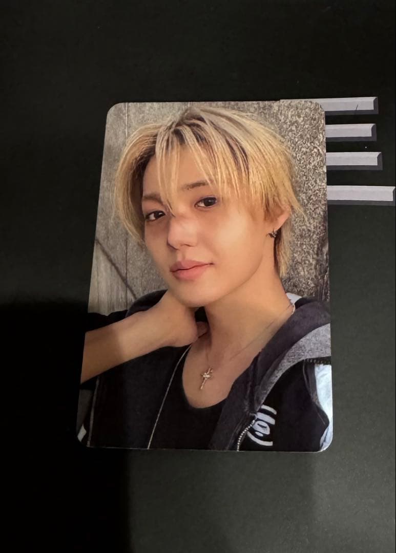 [USED] Treasure Doyoung photocard Seoul concert Weverse membership