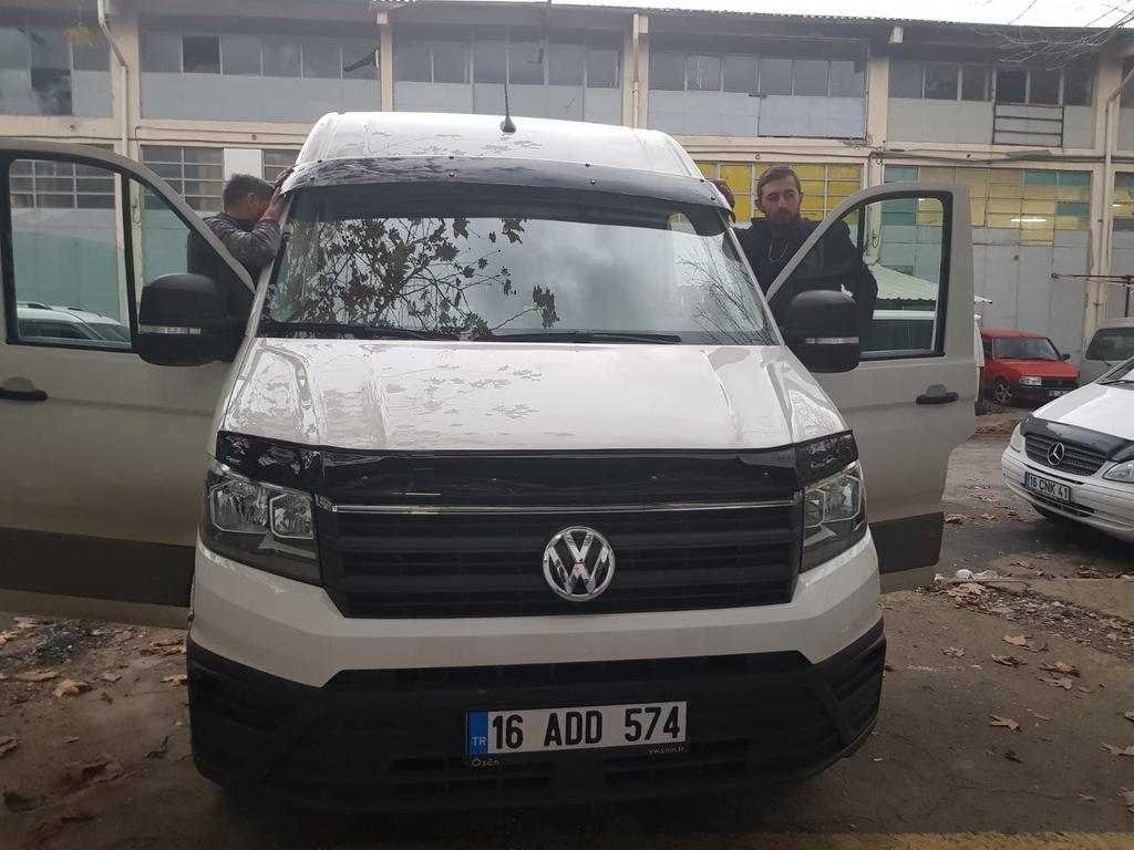 Windshield Deflector (black Gloss, 5mm) for Volkswagen Crafter 2016-