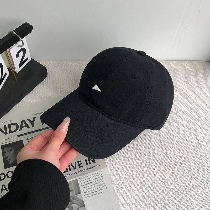 Vintage Adjustable Unisex Vintage Cap for Outdoor Hiking and Mountaineering