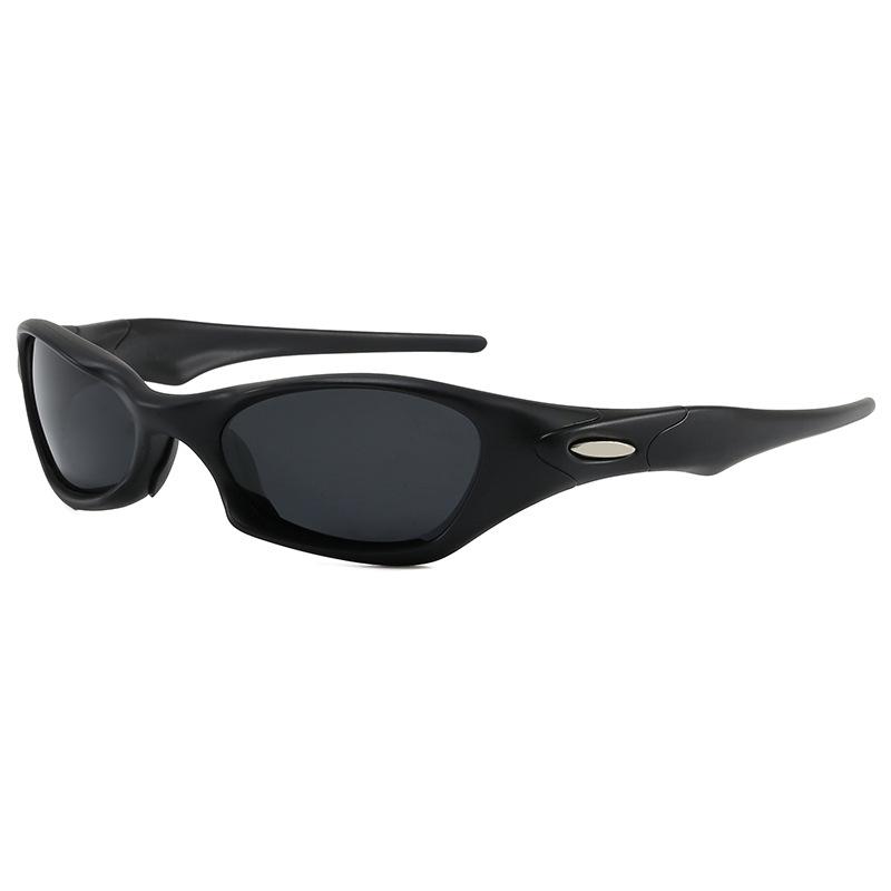 

New European and American style TR90Polarized sunglasses for cycling, self-driving, outdoor sports, running, mountaineering, and fishing Black Frame Gray Piece
