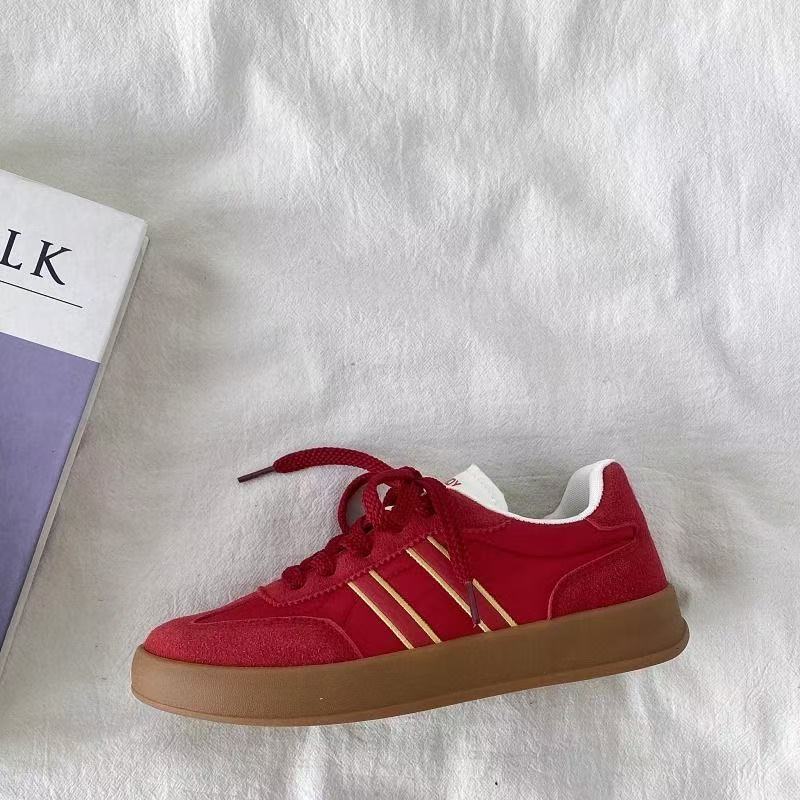 

Retro women s new niche casual spring and autumn versatile board shoes low-top little white shoes 35 красный