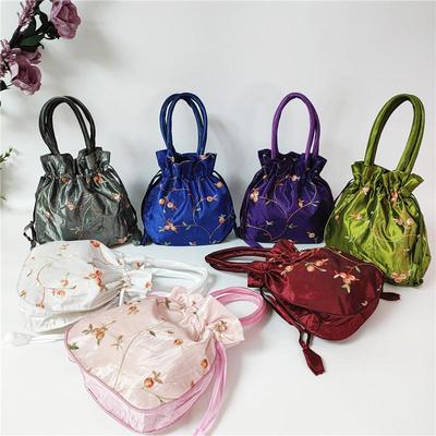 1Pc Retro Stickerei Seide Kordelzug Handtaschen Lagerung Taschen Hanfu Frauen Geldbörse Geldbörsen Schmuck Verpackung Tasche Karte Halter