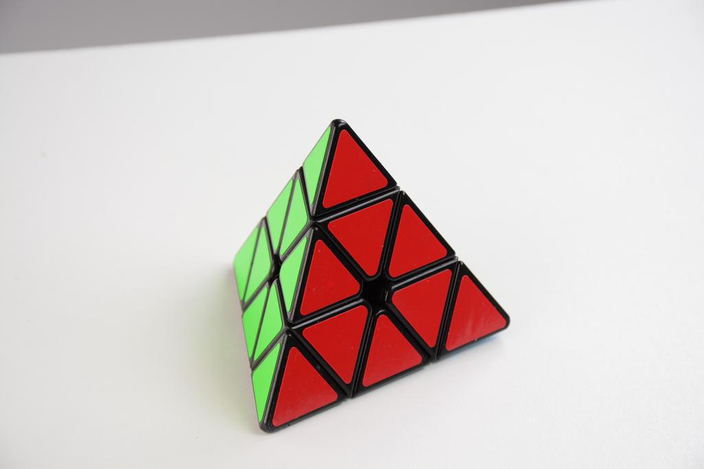 Pyraminx cube colorful precision puzzle gift 3x3x3