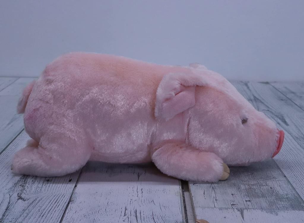 Shinada Happiness Series: The Happiness Pig (M) 15 X 16 X 32cm Plush Toy, Animal Merchandise, HPW-0200P