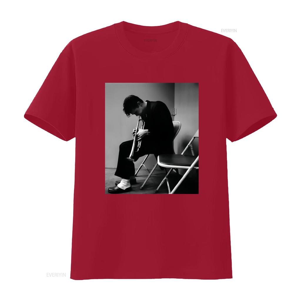 T-shirt Bianca Pesante in Cotone Vintage CHET BAKER Musicista Design per Tutte le Taglie Stampa Ispirata alla Tromba Jazz vintage Lavata uomo